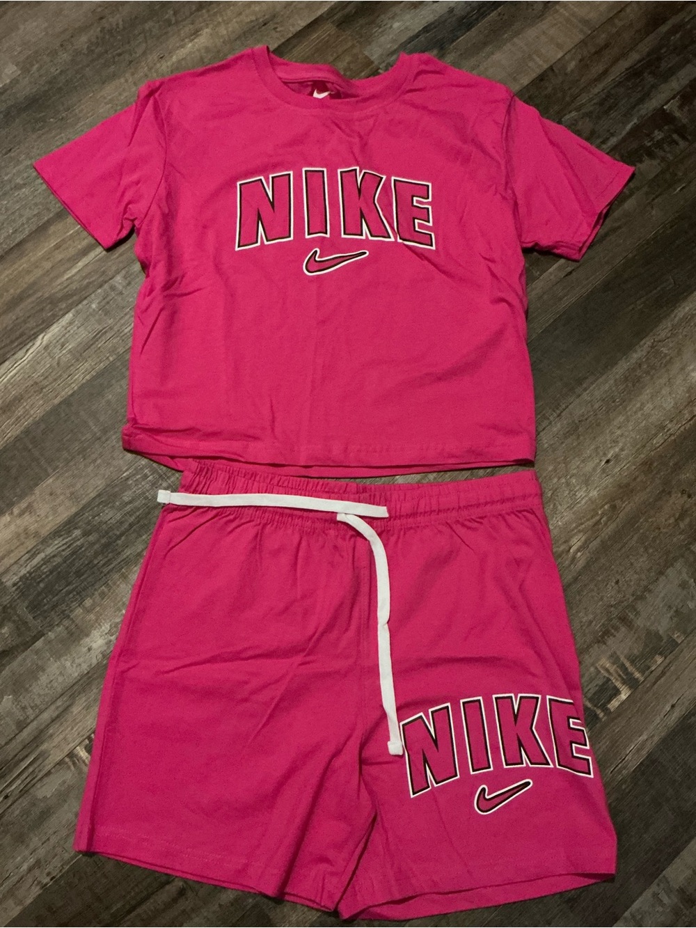 Two Women’s Nike Set